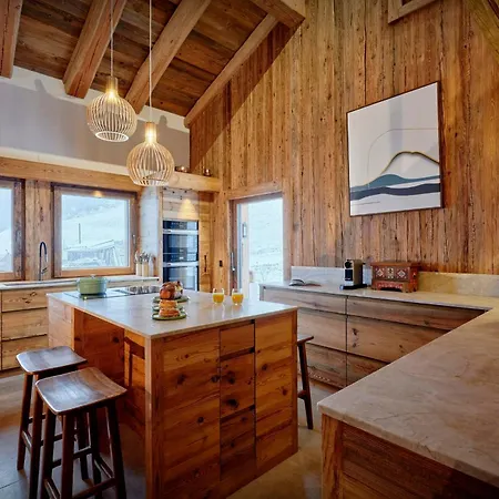 Chalet Lauda - Ovo Network *